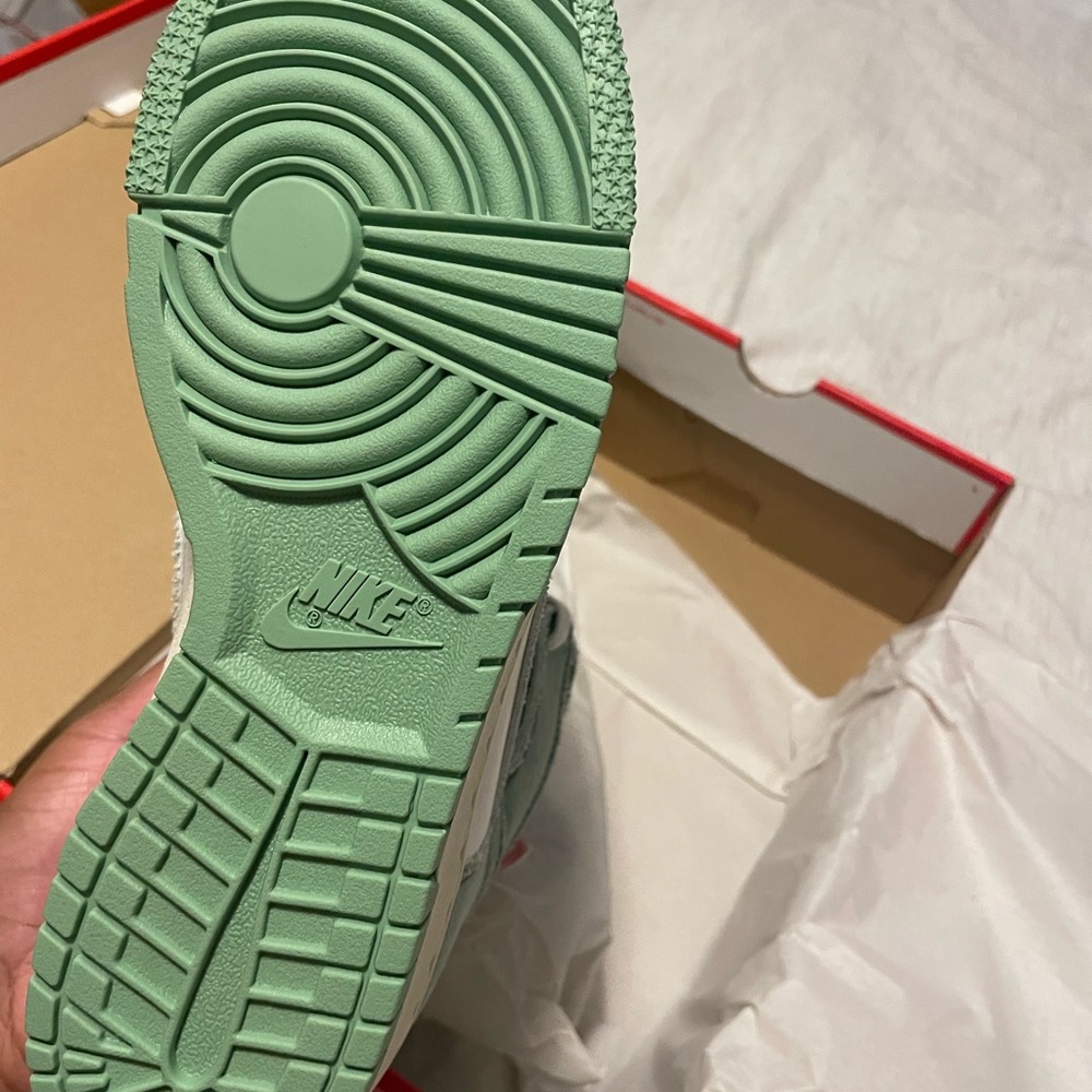 Nike Dunks - Picture 4 of 4